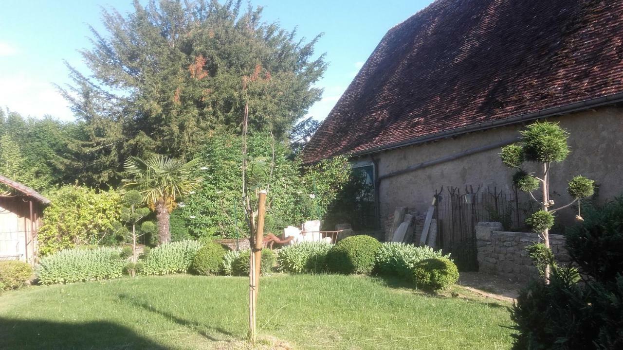 Les Chambres De La Basilique Neuvy-Saint-Sépulchre Eksteriør billede